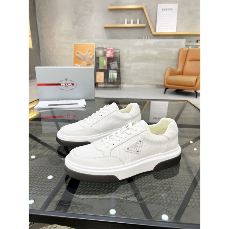 Pra*a casual shoes